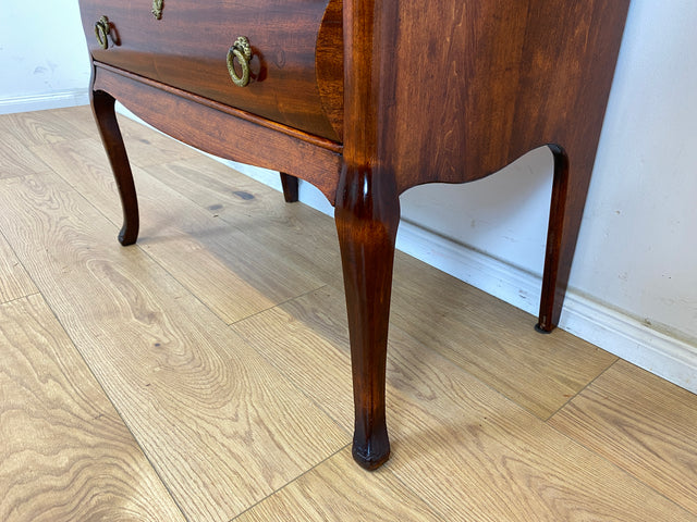 WMK Edler schwedischer 50er Jahre Sekretär im antikem Stil aus vollem Holz mit fester Schreibplatte und edlen Messingbeschlägen # Schreibschrank Schreibtisch Lady Desk Chippendale Stilmöbel Vintage