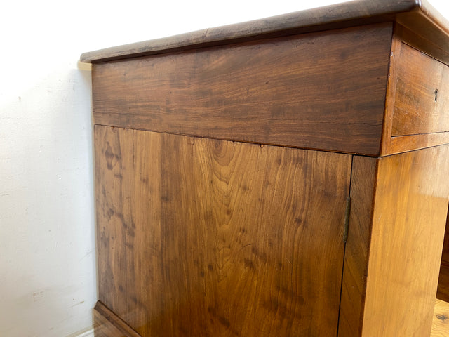 WMK Stilvoller und gut erhaltener großer antiker Schreibtisch aus vollem Holz mit 9 Schubladen # Arbeitstisch Chefschreibtisch Desk Bürotisch Herrenzimmer Art Deco Bauhaus Vintage # Versand möglich