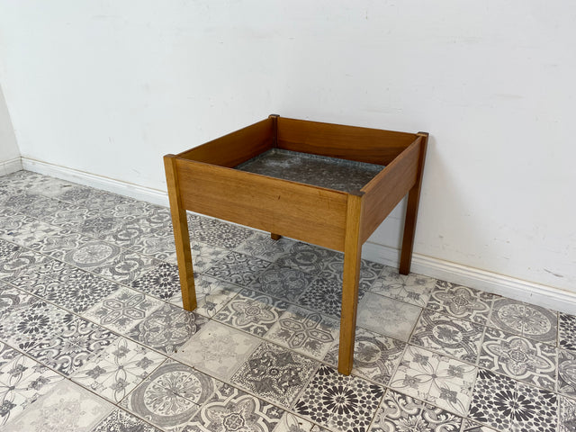 WMK Sehr schöner und praktischer, freistehender, skandinavischer Blumenkasten für Innenräume  - Planter Pflanzentisch Kräuterkasten Blumenkübel Beistelltisch Vintage Mid-Century 60er