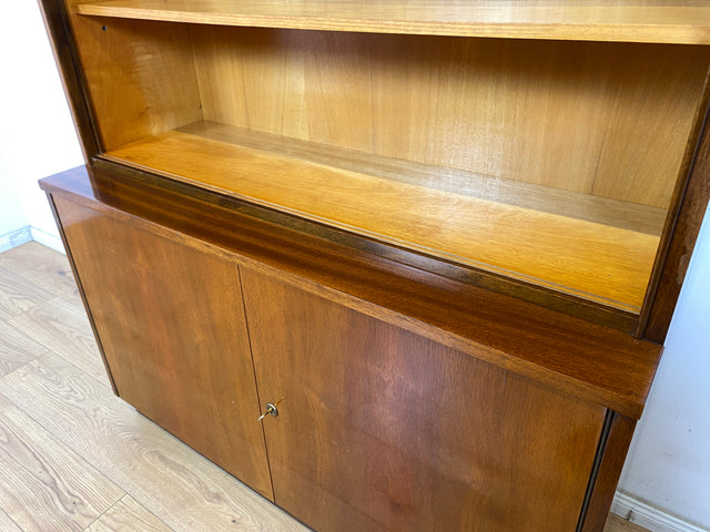 WMK Hochwertiger und gut erhaltener tschechischer 50er Jahre Bücherschrank aus vollem Holz mit verstellbaren Regalböden # Schrank Bücherregal Regal Highboard Sideboard Kommode Mid-Century Vintage 60er