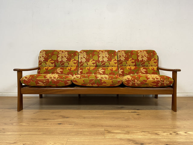 WMK Freundliches, hochwertiges & sehr gut erhaltenes skandinavisches Sofa mit Teakholz Rahmen und flippigem Originalbezug # Sofa Couch Daybed 3-Sitzer Teak Danish Design Mid-Century 60er 70er Vintage