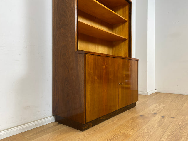 WMK Hochwertiger und gut erhaltener tschechischer 50er Jahre Bücherschrank aus vollem Holz mit verstellbaren Regalböden # Schrank Bücherregal Regal Highboard Sideboard Kommode Mid-Century Vintage 60er