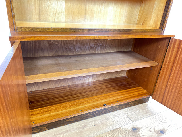 WMK Hochwertiger und gut erhaltener tschechischer 50er Jahre Bücherschrank aus vollem Holz mit verstellbaren Regalböden # Schrank Bücherregal Regal Highboard Sideboard Kommode Mid-Century Vintage 60er