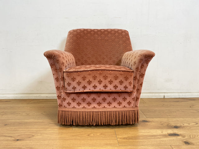 WMK 1/2 Sweet, comfortable &amp; very well preserved armchair with fringes &amp; velvety original cover in pretty old pink # Armchair Upholstered armchair Reading chair Seating set Sofa set Vintage # Unit price