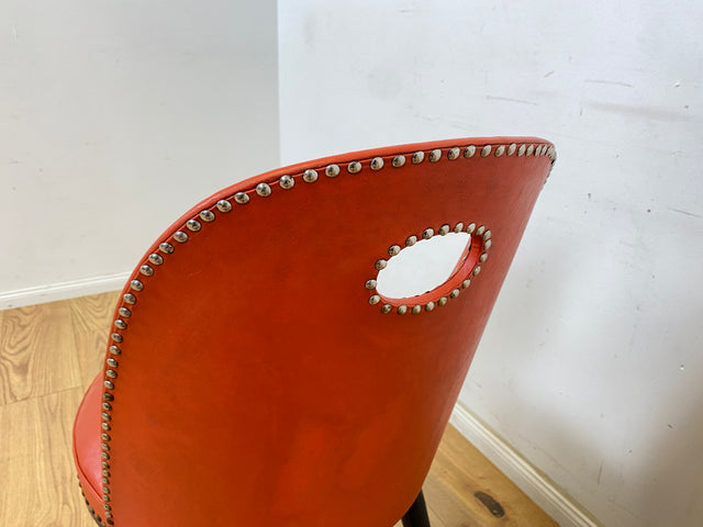 WMK 1/2 Kultiger, bequemer und gut erhaltener 50er Jahre Cocktailsessel in knallrotem Kunstlederbezug # Stuhl Lederstuhl Ledersessel Salonsessel Küchenstuhl Leder rot Rockabilly Mid-Century Vintage