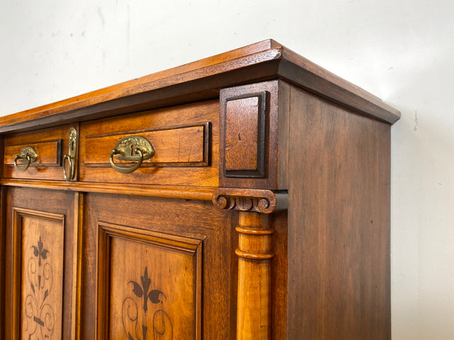 WMK Besonders schönes dänisches antikes Vertiko aus vollem Holz mit Schublade , Intarsien und Messingbeschlägen # Schrank Wäscheschrank Flurschrank Dielenschrank Kommode Cabinet Gründerzeit Vintage