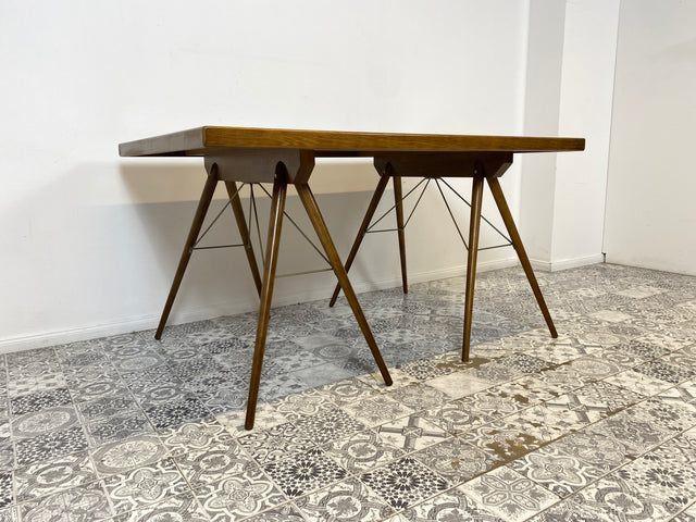 WMK Stilvoller und sehr gut erhaltener Esstisch aus massiver Tischplatte auf formschönen Böcken, sehr stabil # Tisch Esszimmertisch Küchentisch Ausstelltisch Ablage Design Vintage # Versand möglich