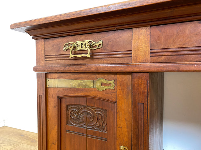 WMK Hochwertiger und gut erhaltener Vintage Schreibtisch aus vollem Holz im englischen Stil mit mit wunderschönen Messingbeschlägen # Desk Arbeitstisch Cheftisch Bürotisch Sekretär Regency Kolonial