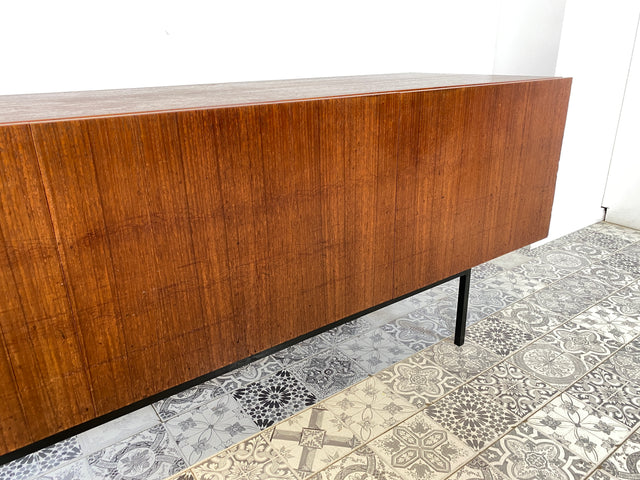 WMK Das Designer Highlight! Stilvolles 50er Jahre Designer Sideboard B40 in langer Ausführung (245cm) von Dieter Wäckerlin für Behr in Teakholz # Crendenza Anrichte TV-Lowboard Mid-Century Loft Teak