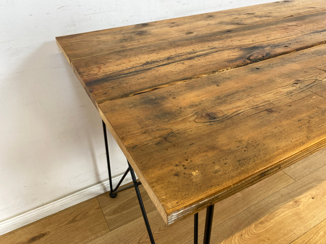 WMK Einzigartiger großer Esstisch mit Tischplatte aus alten Dielen auf schwarzem Metallgestell # Tisch Küchentisch Dining Table Holztisch Schreibtisch Desk Upcycling Vintage Hairpin Industrial Design