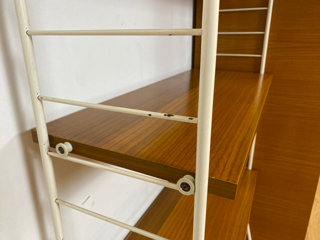 Kultiges modulares DDR Regalsystem Sybille aus 1968 mit Kleiderschrank & Vitrine