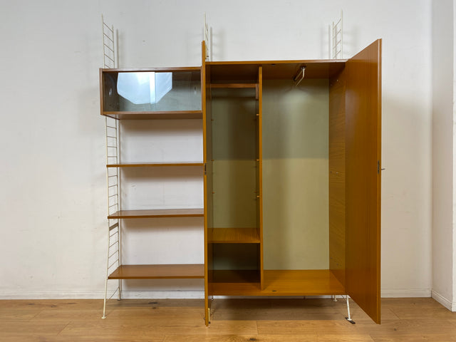Kultiges modulares DDR Regalsystem Sybille aus 1968 mit Kleiderschrank & Vitrine