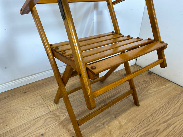 WMK 1/4 Besonders schöner, bequemer und sehr gut erhaltener Mid-Century Klappstuhl aus Holz # Stuhl Armlehnenstuhl Sessel Holzstuhl Folding Chair Gartenstuhl Gartenmöbel Campingstuhl Bauhaus Vintage