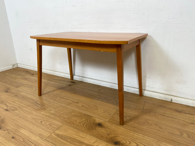 WMK Hübscher & sehr gut erhaltener Mid-Century Salontisch in freundlichem hellem Holz mit zeittypischen konischen Tischbeinen # Tisch Couchtisch Esstisch Küchentisch Holztisch Vintage Retro 50er 60er