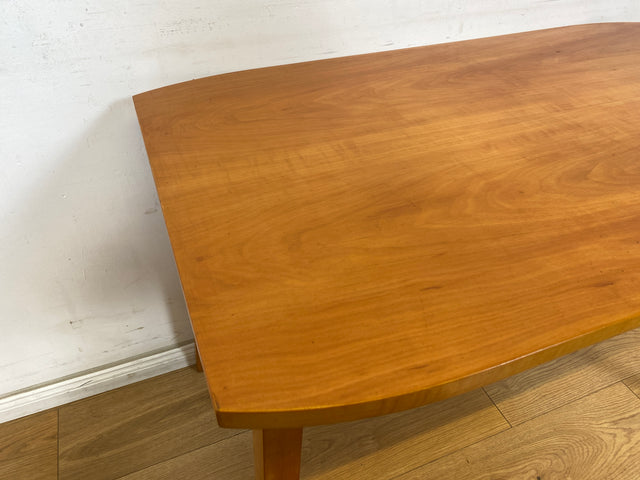 WMK Hübscher & sehr gut erhaltener Mid-Century Salontisch in freundlichem hellem Holz mit zeittypischen konischen Tischbeinen # Tisch Couchtisch Esstisch Küchentisch Holztisch Vintage Retro 50er 60er