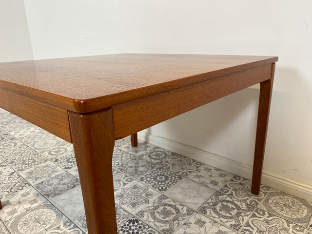 WMK Eleganter und gut erhaltener skandinavischer Mid-Century Couchtisch aus Teak von Alberts Tibro # Tisch Beistelltisch Danish Design Teakholz Vintage 50er 60er - Lieferung möglich