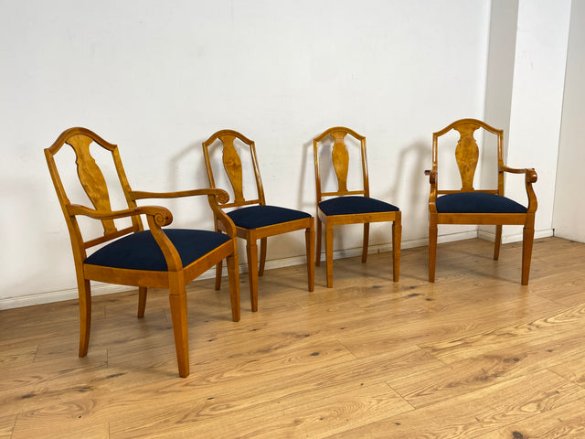 WMK Set aus 4 eleganten und sehr gut erhaltenen antiken Esszimmerstühlen mit edlem Holzrahmen und hochwertigem neuen Bezug # Stühle Stuhl Küchenstühle Salonstühle Chair Biedermeier Vintage # Setpreis