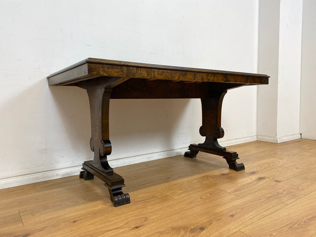 WMK Hochwertiger und gut erhaltener gustavianischer Esstisch, Vollholz in Birkenwurzel , Schweden um 1940, ausziehbar # Tisch Esszimmertisch Küchentisch Dining Table Esszimmer Jugenstil Antik Vintage