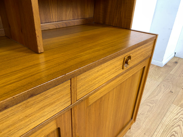 WMK Formschlichter und sehr gut erhaltener skandinavischer Bücherschrank aus 1970ern in Teakholz mit Schubladen & verstellbaren Regalböden # Regal Bücherregal Highboard Kommode Danish Design Vintage