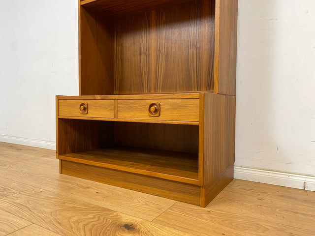 WMK Stilvoller und sehr gut erhaltener skandinavischer Bücherschrank aus 1970er Jahren mit Schubladen und formschönen Holzgriffen # Bücherregal Büchervitrine Regal TV-Lowboard Danish Design Vintage