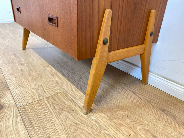 WMK Eleganter skandinavischer Sekretär in Teakholz mit ausziehbarer Schreibplatte und edlen Holzgriffen # Schreibschrank Schreibtisch Schubladenkommode Wäschekommode Vintage Mid-Century Danish Design