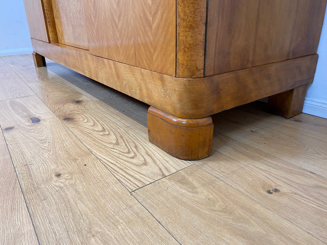Besonders schöner 50erJahre Kleiderschrank aus vollem Holz mit sehr guter Aufteilung I Schrank Schlafzimmerschrank Wäscheschrank Wardrobe Mid-Century Vintage 60er Retro I