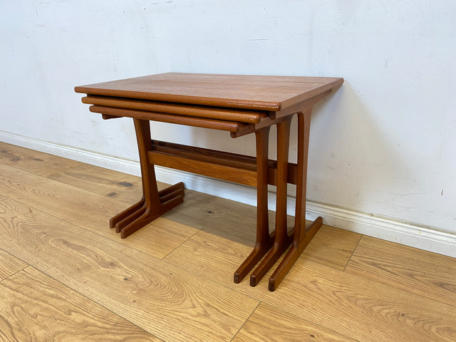 WMK Stilvoller & sehr gut erhaltener skandinavischer 3-in-1 Satztisch aus Teakholz, by Kai Krisitiansen for Vildbjerg Møbelfabrik, 1970er # Couchtisch Beistelltisch Designertisch Danish Design Vintage