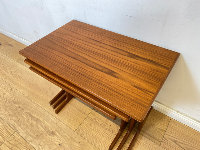 WMK Stilvoller & sehr gut erhaltener skandinavischer 3-in-1 Satztisch aus Teakholz, by Kai Krisitiansen for Vildbjerg Møbelfabrik, 1970er # Couchtisch Beistelltisch Designertisch Danish Design Vintage