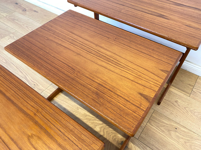 WMK Stilvoller & sehr gut erhaltener skandinavischer 3-in-1 Satztisch aus Teakholz, by Kai Krisitiansen for Vildbjerg Møbelfabrik, 1970er # Couchtisch Beistelltisch Designertisch Danish Design Vintage