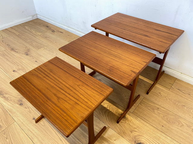 WMK Stilvoller & sehr gut erhaltener skandinavischer 3-in-1 Satztisch aus Teakholz, by Kai Krisitiansen for Vildbjerg Møbelfabrik, 1970er # Couchtisch Beistelltisch Designertisch Danish Design Vintage