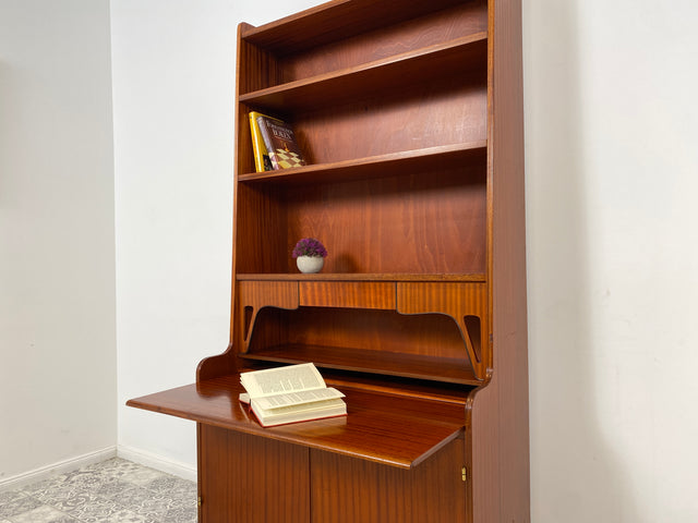 WMK Schöner & gut erhaltener skandinavischer Bücherschrank aus Vollholz mit ausziehbarer Schreibplatte und Geheimfach # Regal Bücherregal Highboard Sekretär Schreibtisch Kommode Vintage Mid-Century