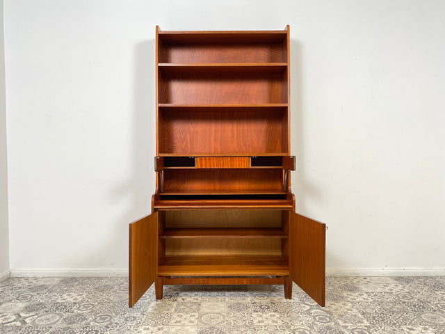 WMK Schöner & gut erhaltener skandinavischer Bücherschrank aus Vollholz mit ausziehbarer Schreibplatte und Geheimfach # Regal Bücherregal Highboard Sekretär Schreibtisch Kommode Vintage Mid-Century