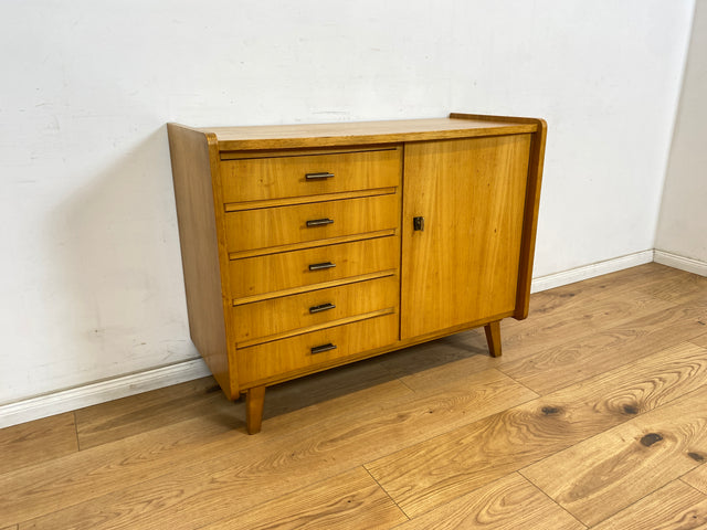 WMK Schöne, geräumige & gut erhaltene Mid-Century Kommode aus vollem Holz mit 5 Schubladen, großem Fach & original Messinggriffen # Schrank Wäscheschrank Wäschekommode Wickelkommode Sideboard Vintage