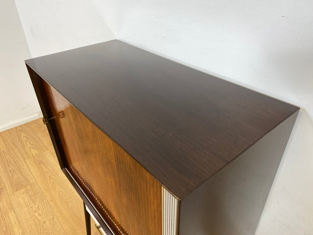 WMK Besonders filigrane & sehr gut erhaltene Mid-Century Kommode, früherer Fernsehschrank, mit nachträglich eingebauter Schublade # Schrank Barkommode Bar Barschrank Sideboard Anrichte Vintage 50er