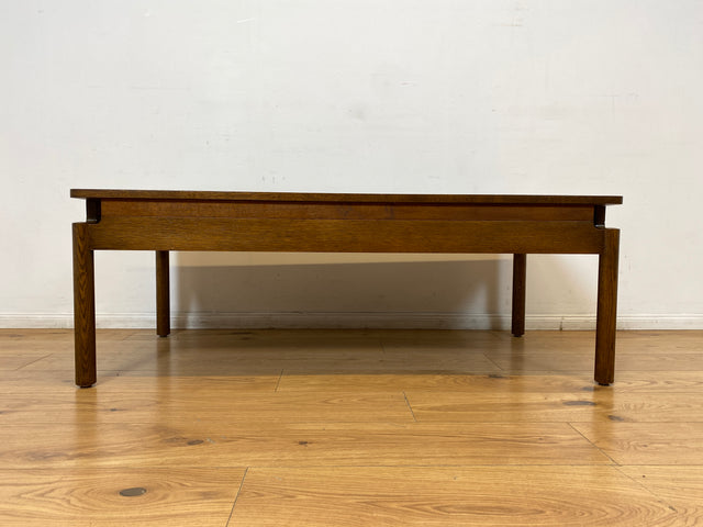 WMK I Hochwertiger großer 70er Jahre Couchtisch im Stile von Jean Gillon und Arne Norell aus massiver Eiche I Wohnzimmertisch Coffee Table Sitzgarnitur Danish Design Skandinavisch Mid-Century Vintage