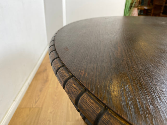 WMK Besonders schöner und sehr gut erhaltener runder antiker Salontisch aus vollem Holz mit handgeschnitzten Löwenköpfen und Löwentatzen # Couchtisch Wohnzimmertisch Coffee Table Gründerzeit Vintage