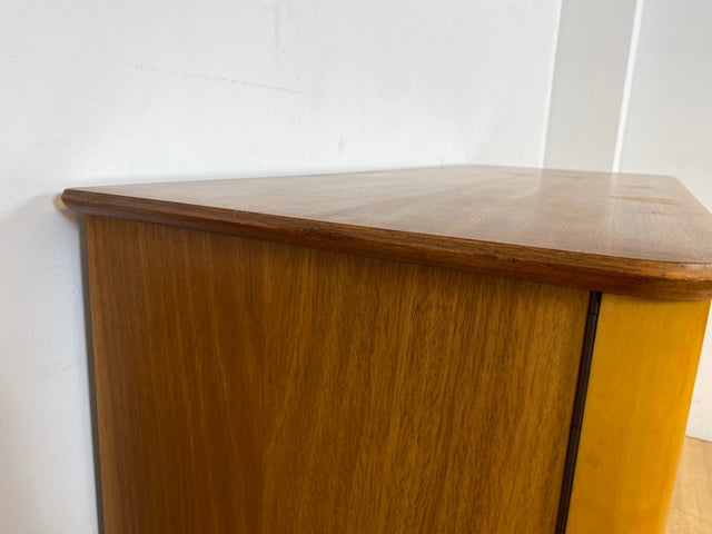 WMK Formschöner & geräumiger Rockabilly Wäscheschrank Modell Dominia aus vollem Holz mit Schubladen # Schrank Kleiderschrank Flurschrank Highboard Kommode Schuhschrank 50er 60er Mid-Century Vintage