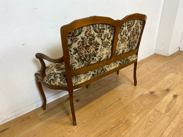 Wunderschönes und gut erhaltenes 60er Jahre Chippendale Sofa mit feinem blumigen Bezug/ Vintage Chippendale Bank