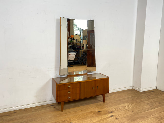 WMK Stilvolle und gut erhaltene Mid-Century Spiegelkommode aus vollem Holz mit Schubladen und Messinggriffen # Frisierkommode Schminkkommode Sideboard Kommode Spiegel Ganzkörperspiegel 60er Vintage