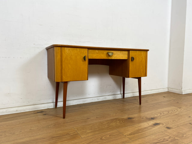 WMK Formschöner & gut erhaltener kleiner Rockabilly Schreibtisch / Schminktisch Modell Dominia mit Schubladen & hübschen Messinggriffen # Desk Arbeitstisch Frisierkommode 50er 60er Mid-Century Vintage