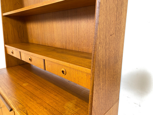 WMK Stilvoller skandinavischer Bücherschrank in Teakholz mit Schubladen & ausziehbarer Schreibplatte # Bücherregal Sekretär Regal Schreibschrank Highboard Sideboard Vintage Danish Design Mid-Century