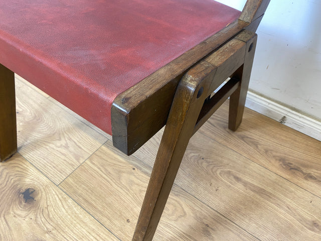 WMK Besonders schöner und sehr stabiler 50er Jahre Stuhl mit Originalbezug aus rotem Kunstleder # Küchenstuhl Esszimmerstuhl Schreibtischstuhl Holzstuhl Chair Mid-Century Vintage Rockabilly 60er Retro