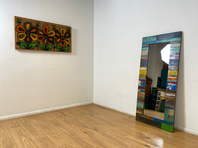 Boatwood by WMK I 70x160cm großer Spiegel I handgefertigtes Unikat aus altem Bootsholz in Originalfarben I bunter Wandspiegel Standspiegel Ganzkörperspiegel Flurspiegel Garderobe Berlin Hanau München