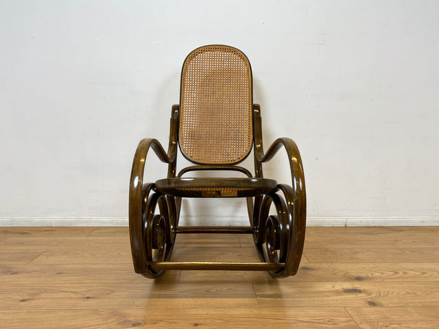 WMK I Eleganter italienischer Bugholz Schaukel Stuhl mit Wiener Geflecht von Sautto & Liberale im Thonet Stil, 1930-1960 I Sessel Fauteuil Lese Relax Rocking Chair Korb Vintage Berlin Bayern Bremen