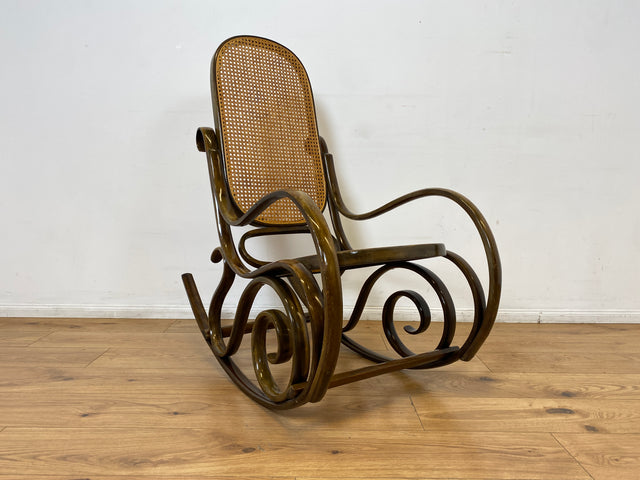 WMK I Eleganter italienischer Bugholz Schaukel Stuhl mit Wiener Geflecht von Sautto & Liberale im Thonet Stil, 1930-1960 I Sessel Fauteuil Lese Relax Rocking Chair Korb Vintage Berlin Bayern Bremen