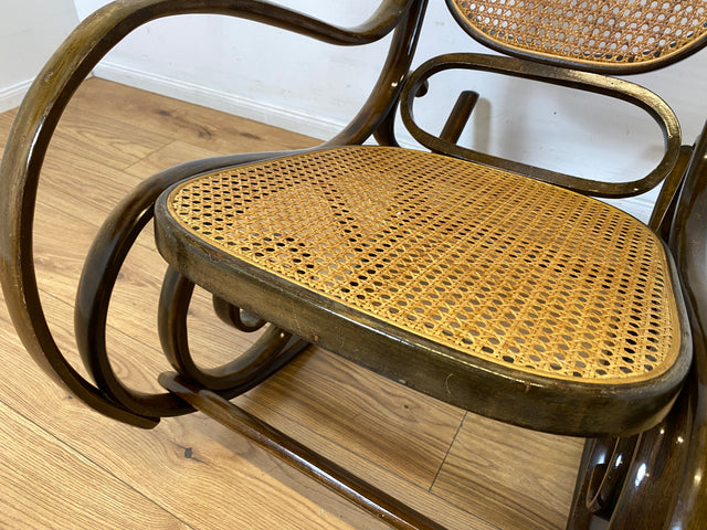 WMK I Eleganter italienischer Bugholz Schaukel Stuhl mit Wiener Geflecht von Sautto & Liberale im Thonet Stil, 1930-1960 I Sessel Fauteuil Lese Relax Rocking Chair Korb Vintage Berlin Bayern Bremen