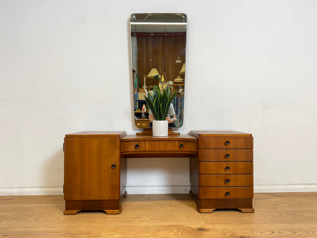 WMK Wunderschöne dänische Mid-Century Spiegelkommode aus vollem Holz mit Schubladen und Messinggriffen # Frisierkommode Schminkkommode Schminktisch Sideboard Kommode Spiegel Ganzkörperspiegel Vintage