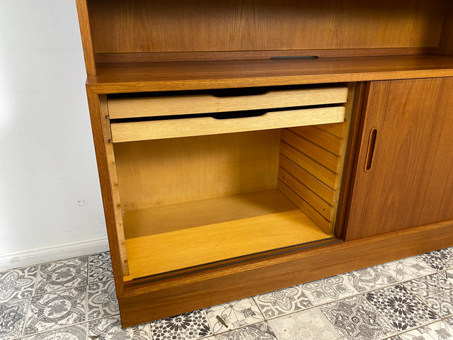 WMK Hochwertiges & sehr gut erhaltenes skandinavisches Designerregal von Poul Hundevad , Massivholz in Teak # Vitrine Bücherschrank Bücherregal Sideboard Danish Design Mid-Century Vintage Teakholz