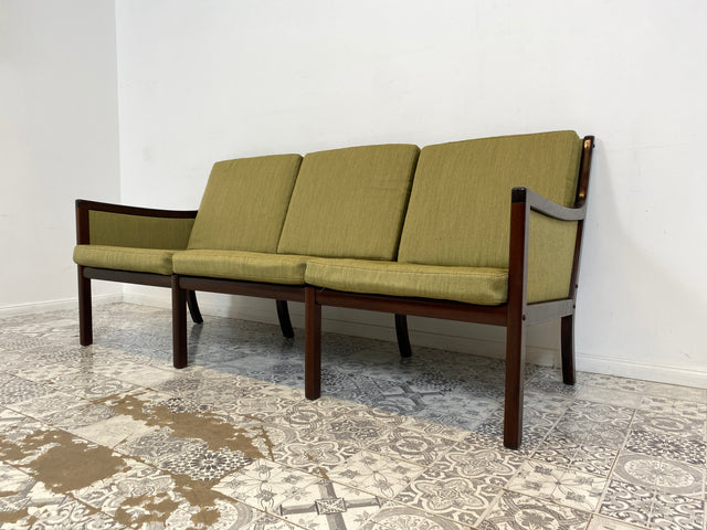 WMK Stilvolles & gut erhaltenes skandinavisches Designersofa von Ole Wanscher für Poul Jeppesen Møbelfabrik mit eldem Mahagoni Rahmen # 3er Sofa Couch Sitzgarnitur Mid-Century Danish Design Vintage