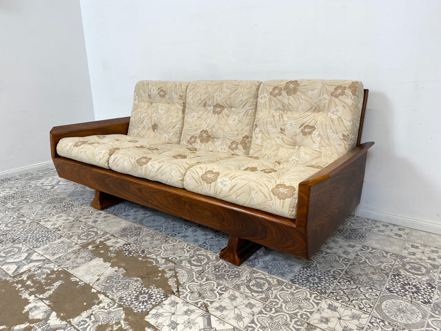 WMK Besonders schönes und sehr gut erhaltenes skandinavisches Sofa mit stilvollem Rahmen in edlem Palisander mit dezentem Originalbezug # Couch 3-Sitzer Daybed Danish Design Mid-Century Vintage 60er